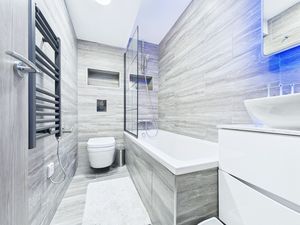 Photo 1- click for photo gallery